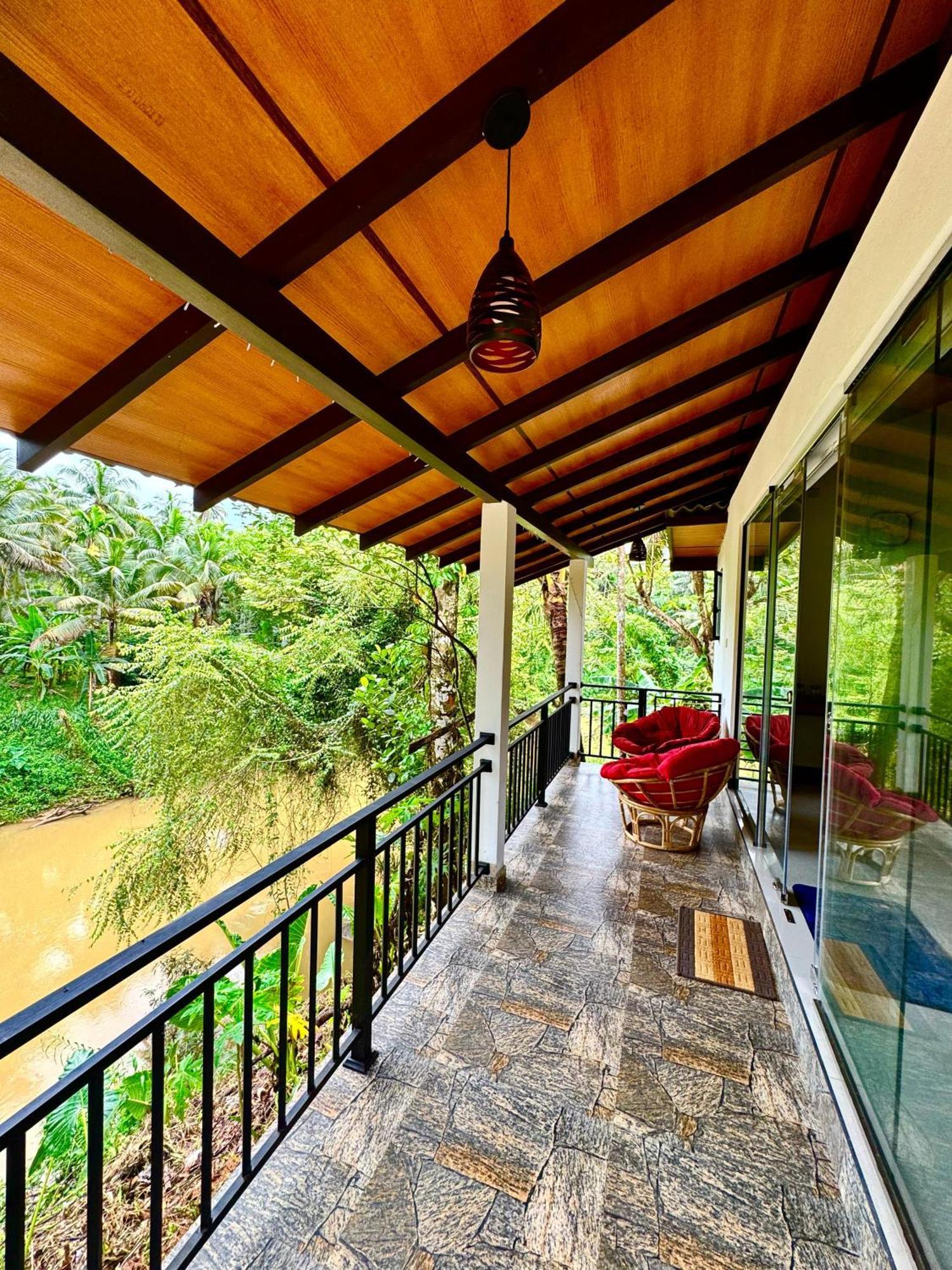 Rainforest River Bay 데니야야 외부 사진